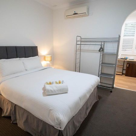 The Platypus Accommodation & Cafe Cudal Esterno foto