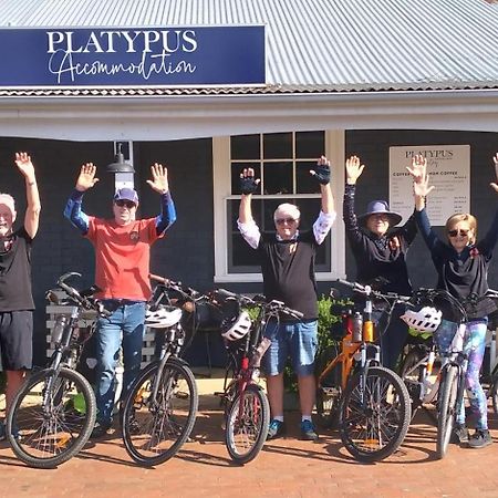 The Platypus Accommodation & Cafe Cudal Esterno foto