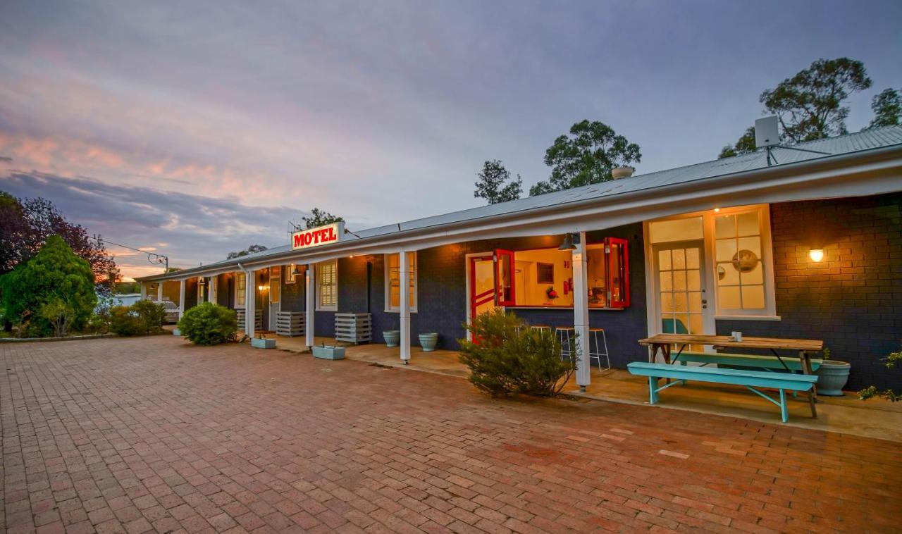The Platypus Accommodation & Cafe Cudal Esterno foto